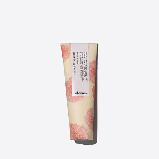 Davines - This is a Medium Hold Pliable Paste